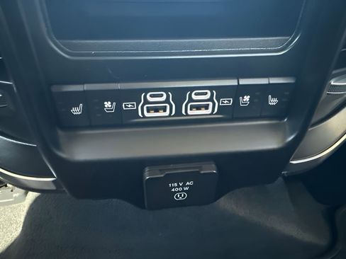 Used 2024 RAM 1500 Limited AWD/4WD image 13