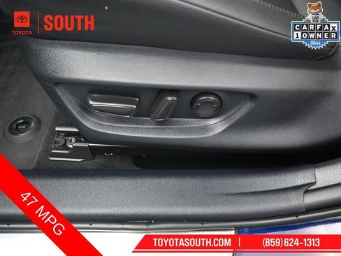 Used 2025 Toyota Camry XLE FWD image 23