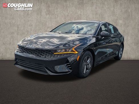 Used 2023 Kia K5 LXS FWD image 3