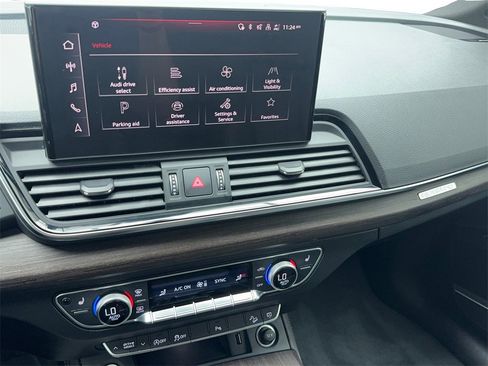 Used 2023 Audi Q5 2.0T Premium Plus w/ Premium Plus Package image 30
