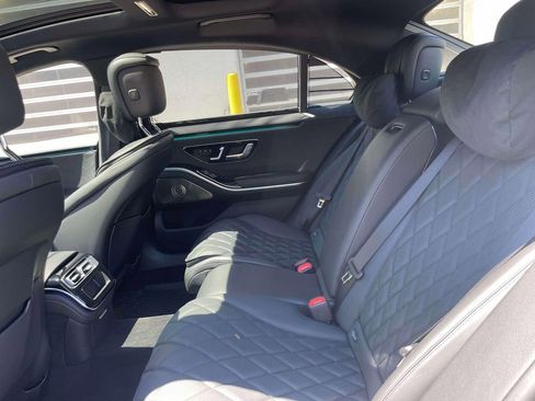 Used 2023 Mercedes-Benz S 580 4MATIC Sedan image 11