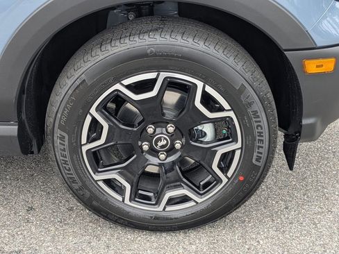 New 2026 Ford Bronco Sport Outer Banks image 11