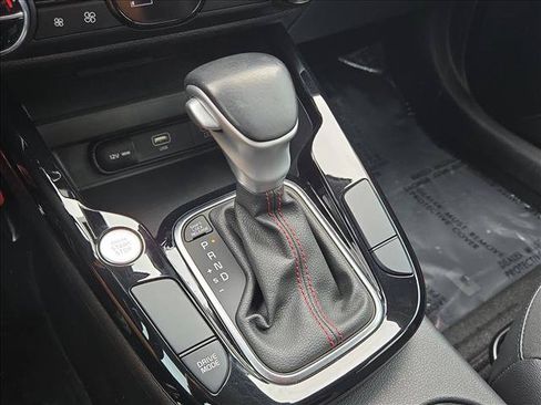 Used 2023 Kia Soul GT-Line FWD image 12
