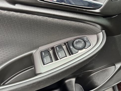 Certified 2020 Chevrolet Malibu LS w/ Driver Confidence Package image 11