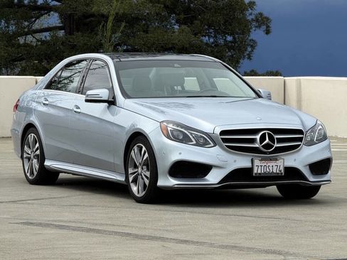 Used 2014 Mercedes-Benz E 350 Sedan image 4