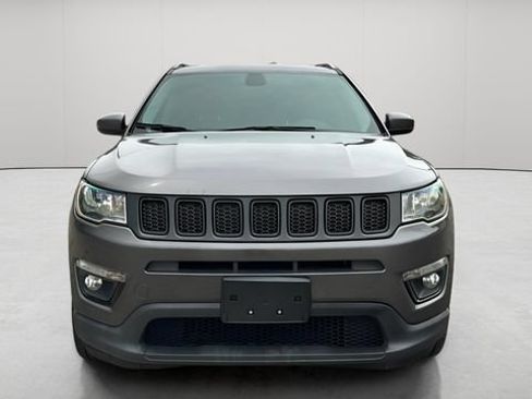 Used 2019 Jeep Compass Latitude AWD/4WD image 11
