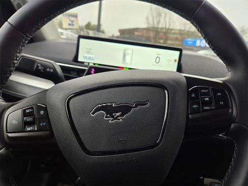 Used 2023 Ford Mustang Mach-E Select image 15