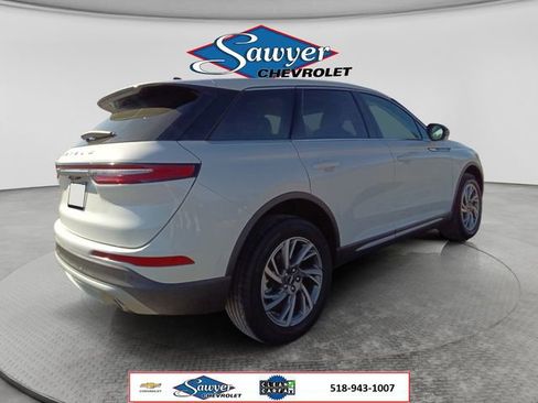 Used 2023 Lincoln Corsair AWD w/ Equipment Group 101A image 5