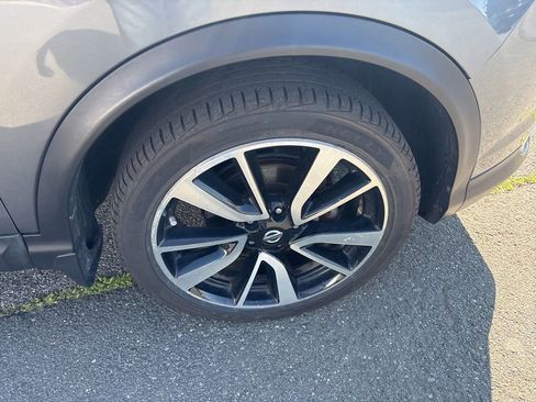 Used 2018 Nissan Rogue Sport SL AWD/4WD image 11