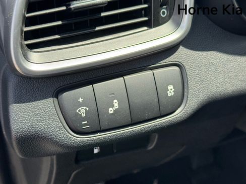 Used 2020 Kia Sorento LX w/ LX I4 Convenience Package FWD image 25