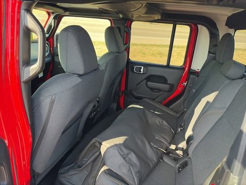 New 2026 Jeep Gladiator Willys image 18