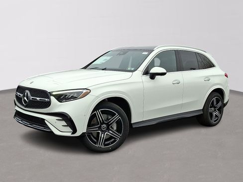 Used 2026 Mercedes-Benz GLC 300 GLC 300 image 1