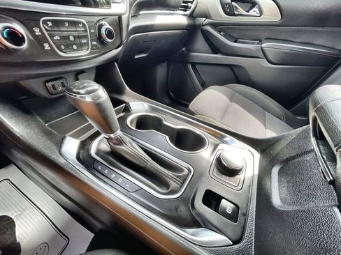 Certified 2019 Chevrolet Traverse LS FWD image 15