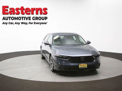Used 2023 Honda Accord EX image 52