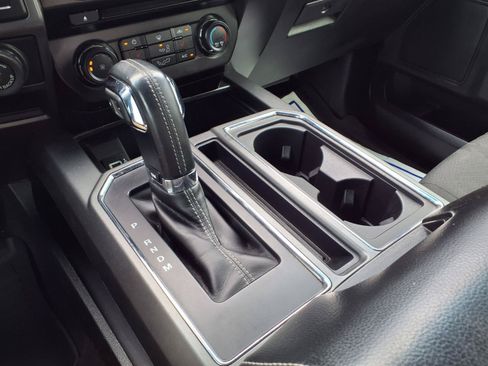 Used 2018 Ford F150 XLT w/ Equipment Group 302A Luxury RWD image 8