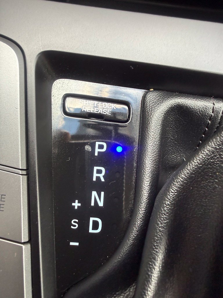 Used 2019 Hyundai Elantra SE FWD image 79
