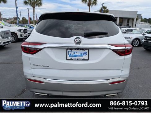 Used 2021 Buick Enclave Preferred w/ LPO, Floor Liner Package FWD image 4
