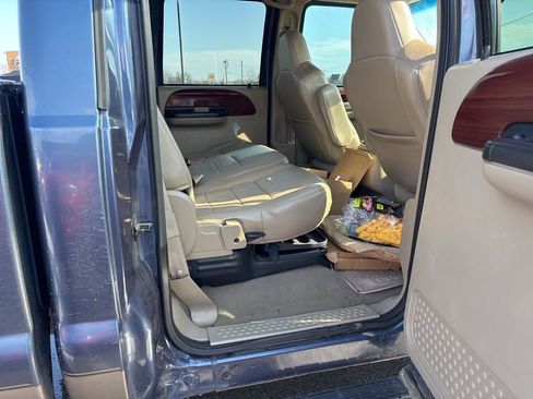 Used 2006 Ford F250 Lariat image 8