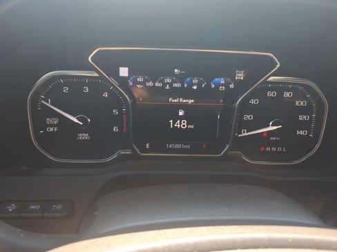 Used 2021 GMC Sierra 1500 AT4 w/ AT4 Premium Package AWD/4WD image 18