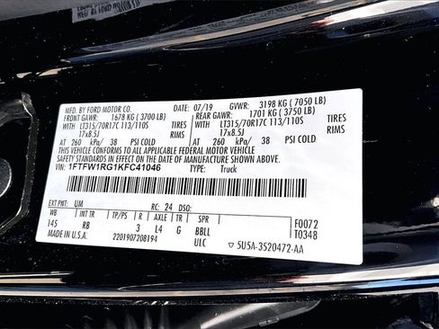 Certified 2019 Ford F150 Raptor w/ Equipment Group 802A Luxury image 36