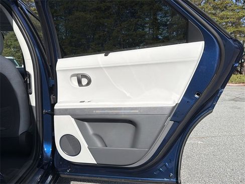 New 2026 Hyundai Ioniq 5 Limited image 16