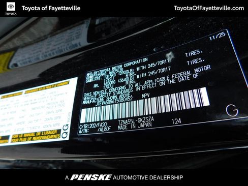 Used 2026 Toyota 4Runner SR5 AWD/4WD image 9