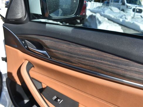 Used 2023 BMW 540i w/ M Sport Package RWD image 22