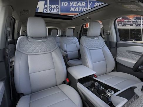 New 2026 Ford Explorer Platinum w/ LUX Leather Package AWD/4WD image 10