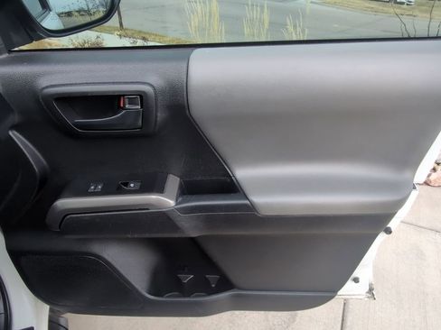 Used 2023 Toyota Tacoma SR5 image 39