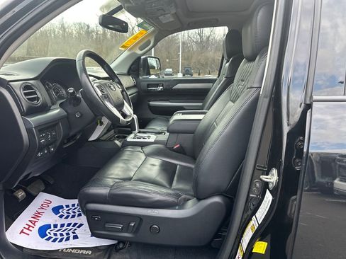 Used 2014 Toyota Tundra Platinum image 9