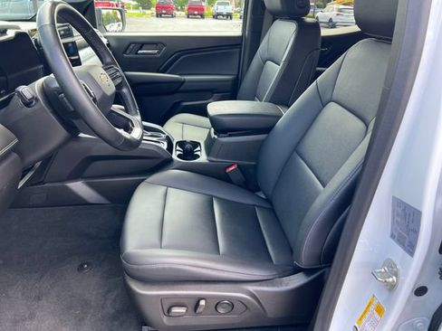 Certified 2024 Chevrolet Colorado LT w/ LT Convenience Package III AWD/4WD image 9
