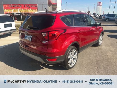 Used 2019 Ford Escape Titanium image 7