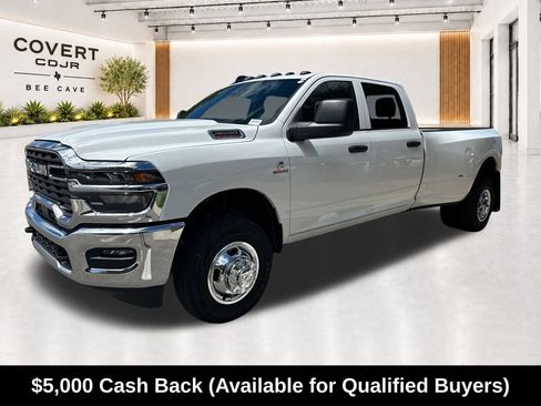 New 2026 RAM 3500 Tradesman w/ Chrome Appearance Group A AWD/4WD image 4