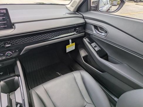 Used 2026 Honda Accord Touring image 17