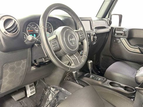 Used 2015 Jeep Wrangler Unlimited Sport w/ Quick Order Package 24S AWD/4WD image 12