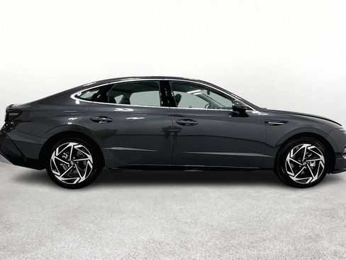 Used 2026 Hyundai Sonata SEL FWD image 8