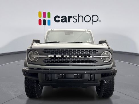 Used 2024 Ford Bronco Badlands image 8