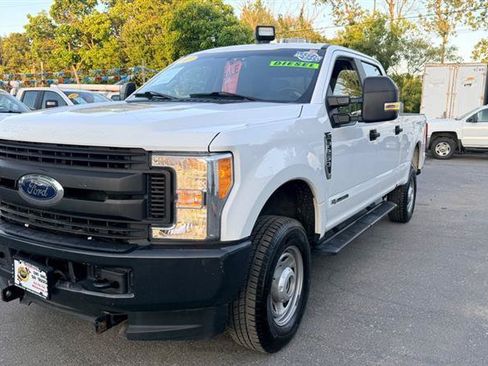 Used 2017 Ford F250 XL w/ Power Equipment Group AWD/4WD image 6