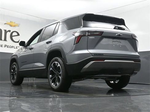 New 2026 Chevrolet Equinox LT w/ Safety and Technology Package image 5