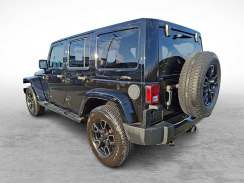 Used 2017 Jeep Wrangler Unlimited Sahara image 5