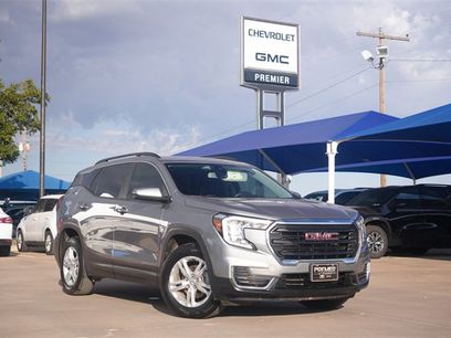 Used 2023 GMC Terrain SLE w/ Driver Convenience Package