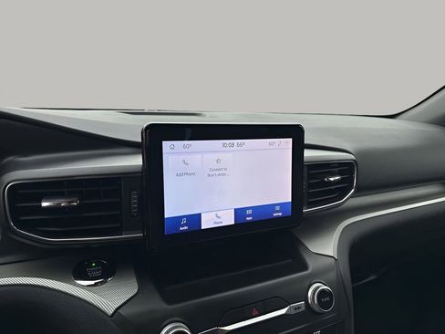 Used 2020 Ford Explorer XLT w/ Equipment Group 202A RWD image 38