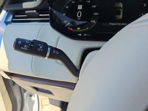 Certified 2023 Land Rover Range Rover SE AWD/4WD image 26
