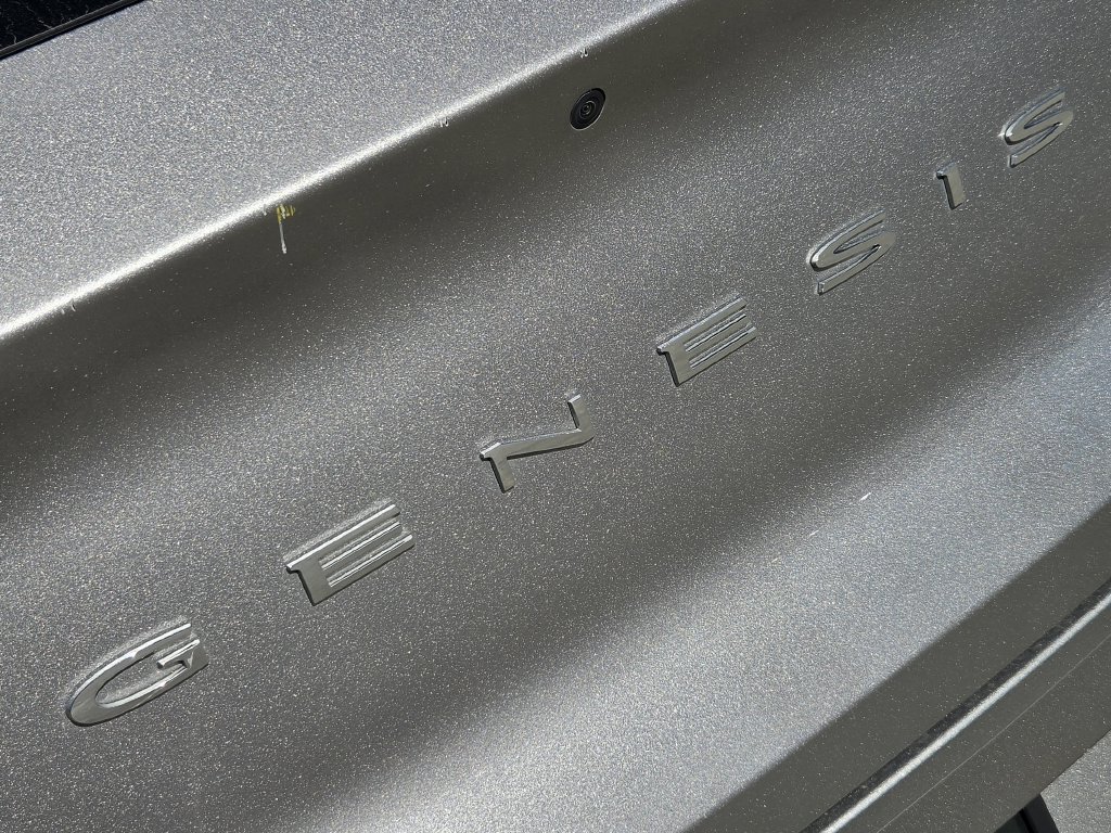 Used 2023 Genesis GV80 2.5T w/ Advanced Package AWD/4WD image 13