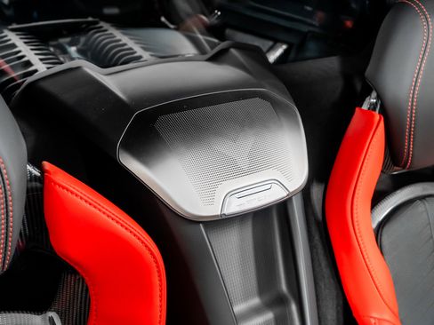 Used 2023 Chevrolet Corvette Z06 image 31