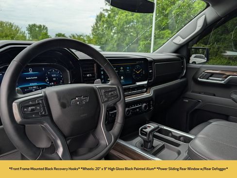 Used 2025 Chevrolet Silverado 1500 LT Trail Boss w/ Convenience Package II AWD/4WD image 33