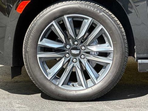 Certified 2024 Cadillac Escalade ESV Sport Platinum image 28