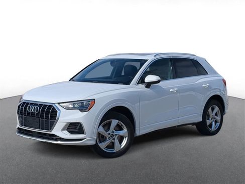 Used 2022 Audi Q3 2.0T Premium w/ Convenience Package image 1