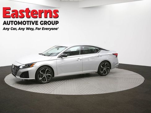 Used 2024 Nissan Altima 2.5 SR image 56