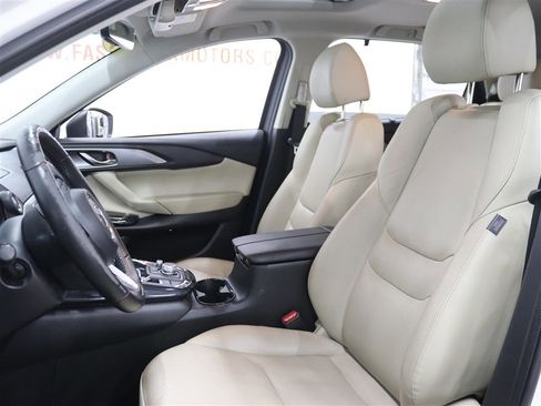 Used 2019 MAZDA CX-9 Touring w/ Touring Premium Package image 9